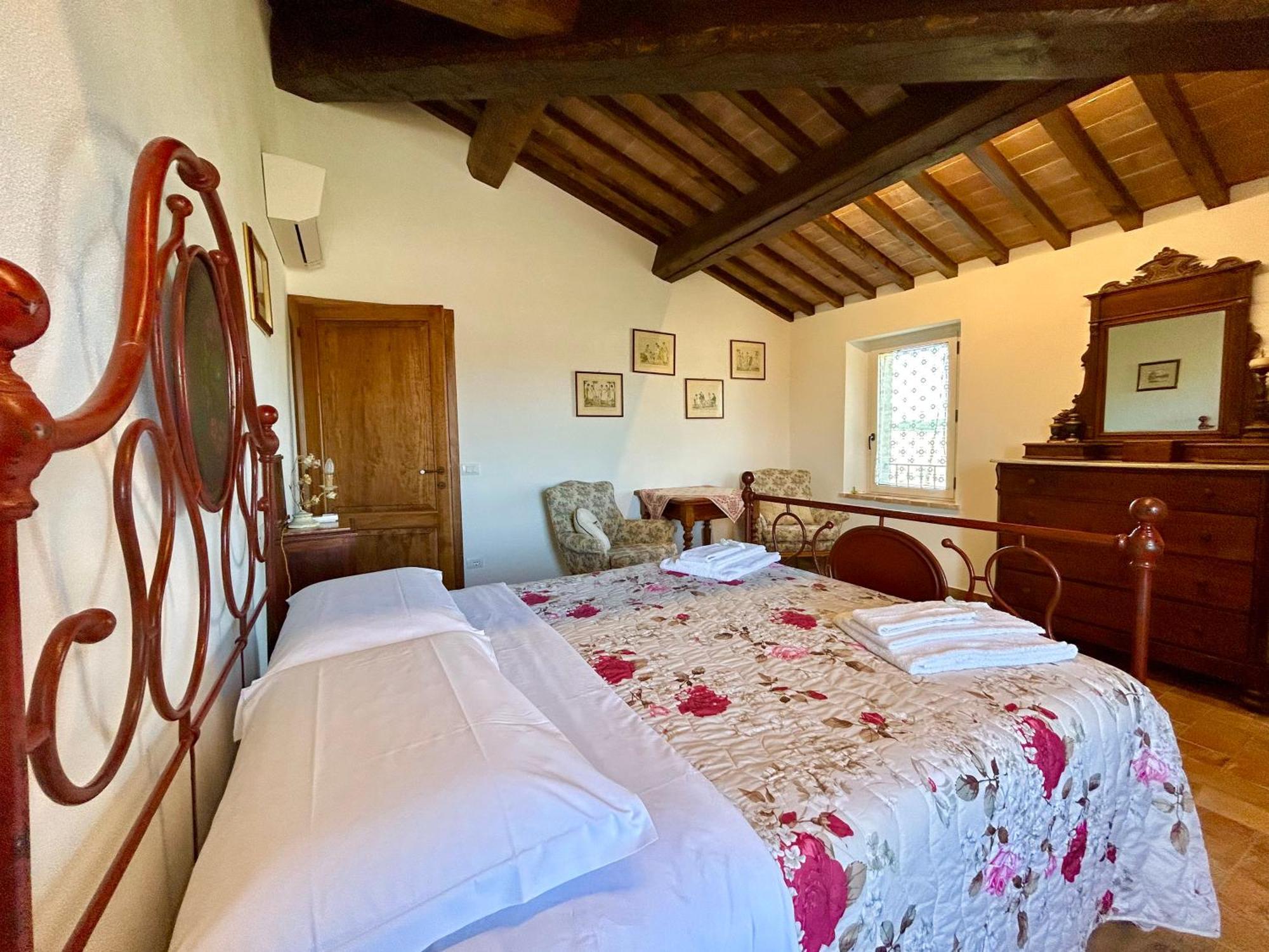 Poggiosalto In Toscana Пиенца Номер фото